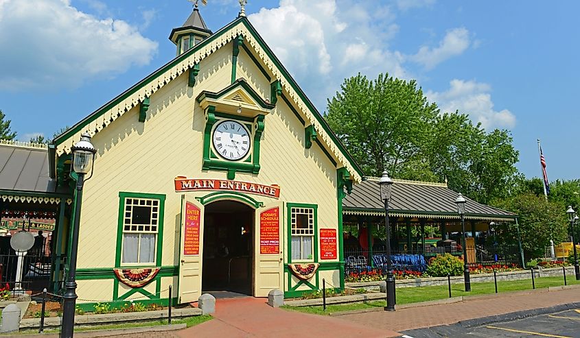 Train Station in Clark's Trading Post main entrance in town of Lincoln, New Hampshire, USA.