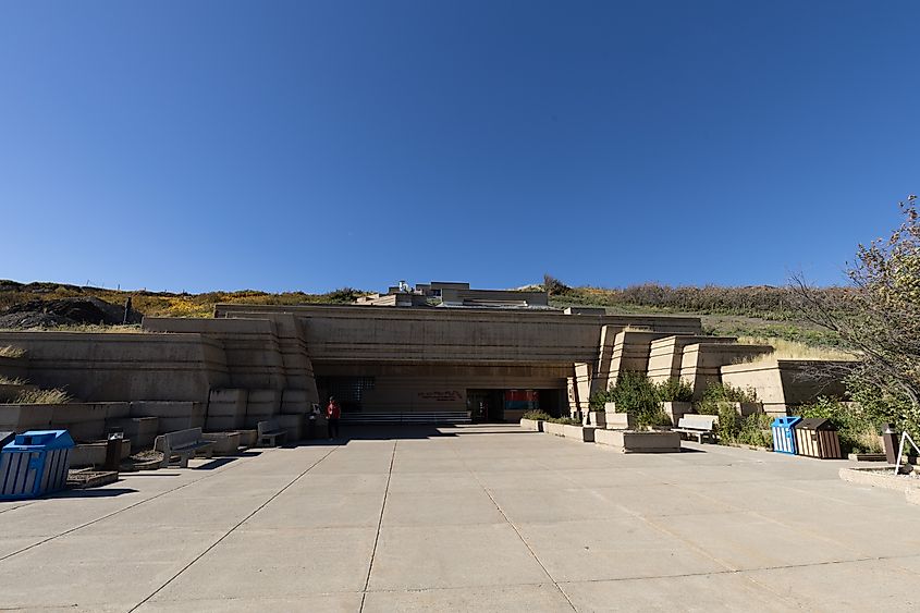 The exterior of the interpretive center. 