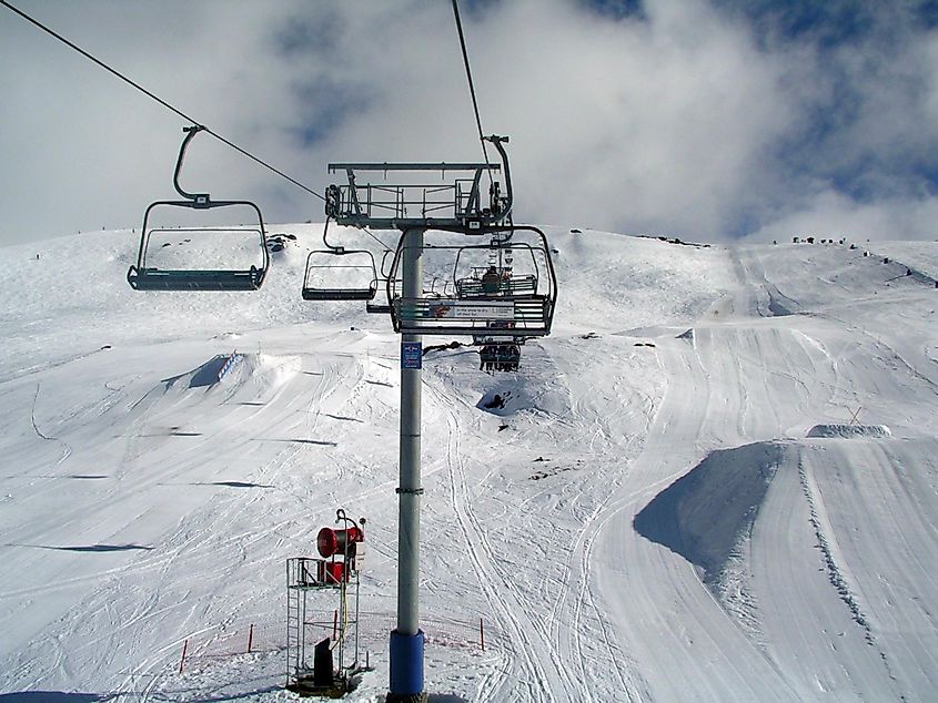 The Ruined Castle chairlift at Falls Creek and Terrain Park