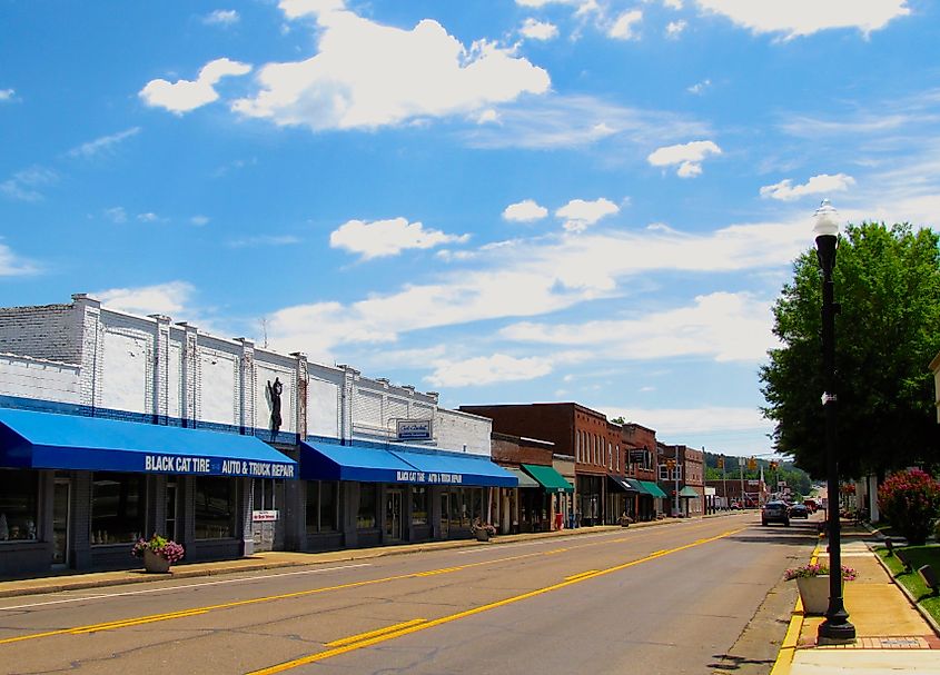 Businesses along Rankin Avenue (U.S. Route 127) in Dunlap, Tennessee