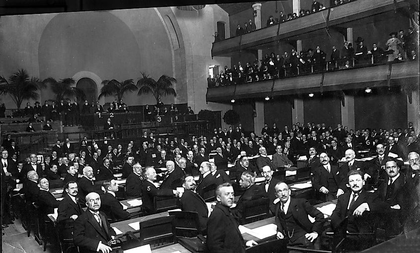 1920: First League Of Nations council meeting. Herzl sought support for a Jewish State from European Powers until his death in 1904. Source: Wikimedia.