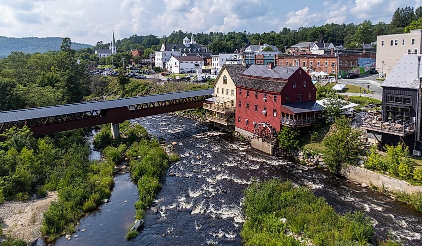 The River Walk Covered Bridge on the Ammnosuoc River in Littleton, New Hampshire.