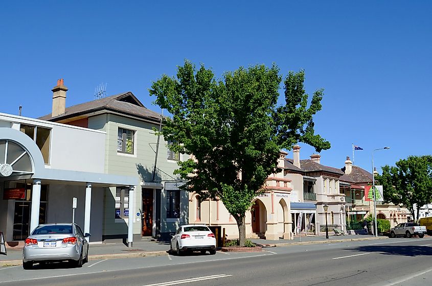 A scene in Comur Street in the town of Yass, New South Wales