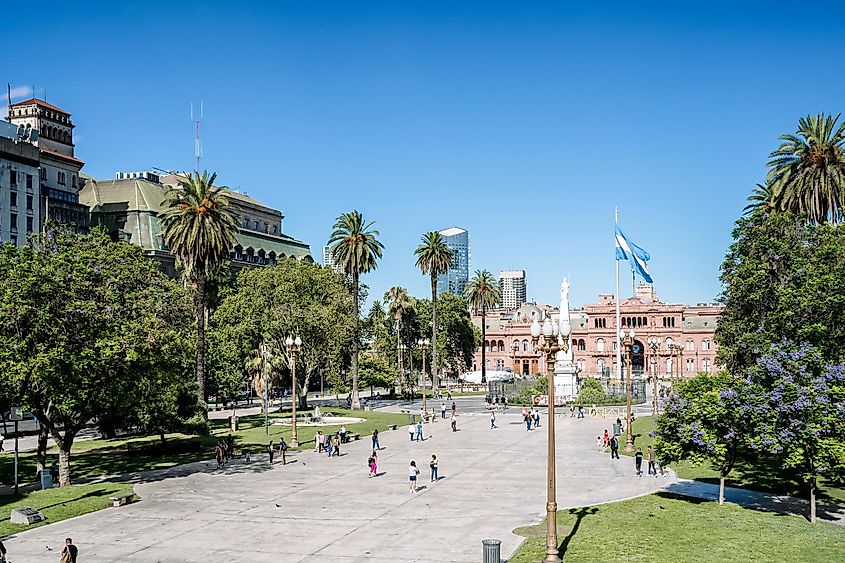 Plaza de Mayo in Buenos Aries, Argentina. Image used under license from Shutterstock.com.