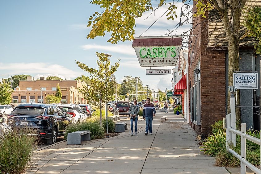 View of the downtown area in New Buffalo, Michigan. Image credit Page Light Studios via Shutterstock