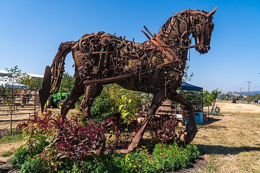 McMinnville, Oregon - An iron horse built out of recycled farming equipment parts and knots and bolts.