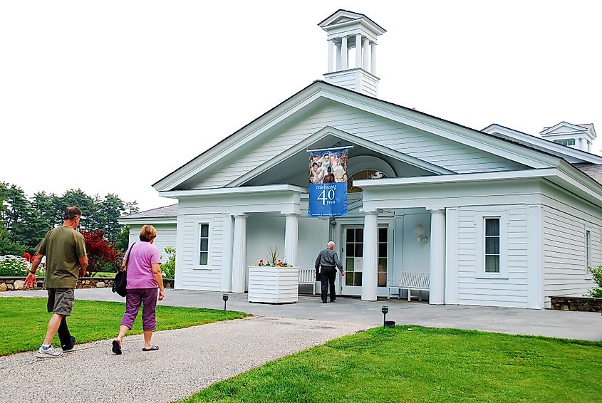 Patrons make their way to the entrance of the Norman Rockwell Museum in Stockbridge, Massachusetts. Editorial credit: James Kirkikis / Shutterstock.com