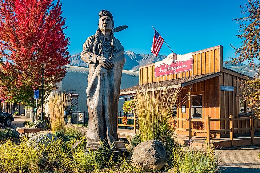 Chief Joseph sculpture by Georgia Bunn and the chamber of commerce in downtown Joseph, Oregon