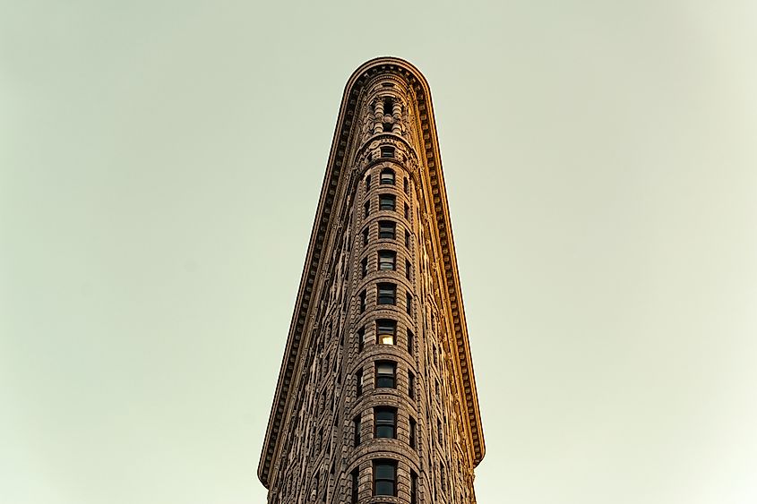 The Flatiron Building at the meeting of Fifth Avenue and Broadway, New York City.