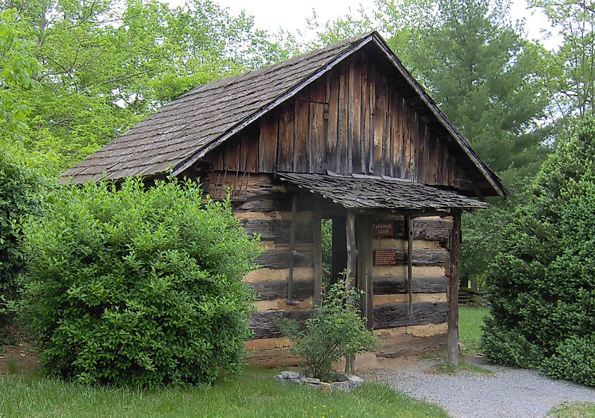 Arnwine Cabin at the Museum of Appalachia in Norris, in the U.S. state of Tennessee.