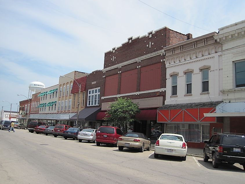 Kewanee, Illinois, Tremont Street.