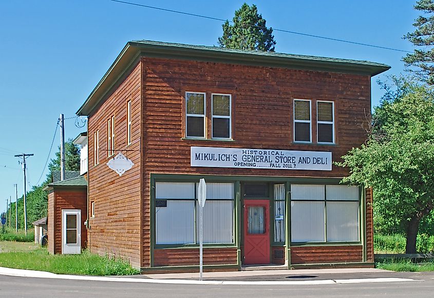 Mikulich General Store, Traunik. Editorial credit: Andrew Jameson, CC BY-SA 3.0, https://commons.wikimedia.org/w/index.php?curid=15779069