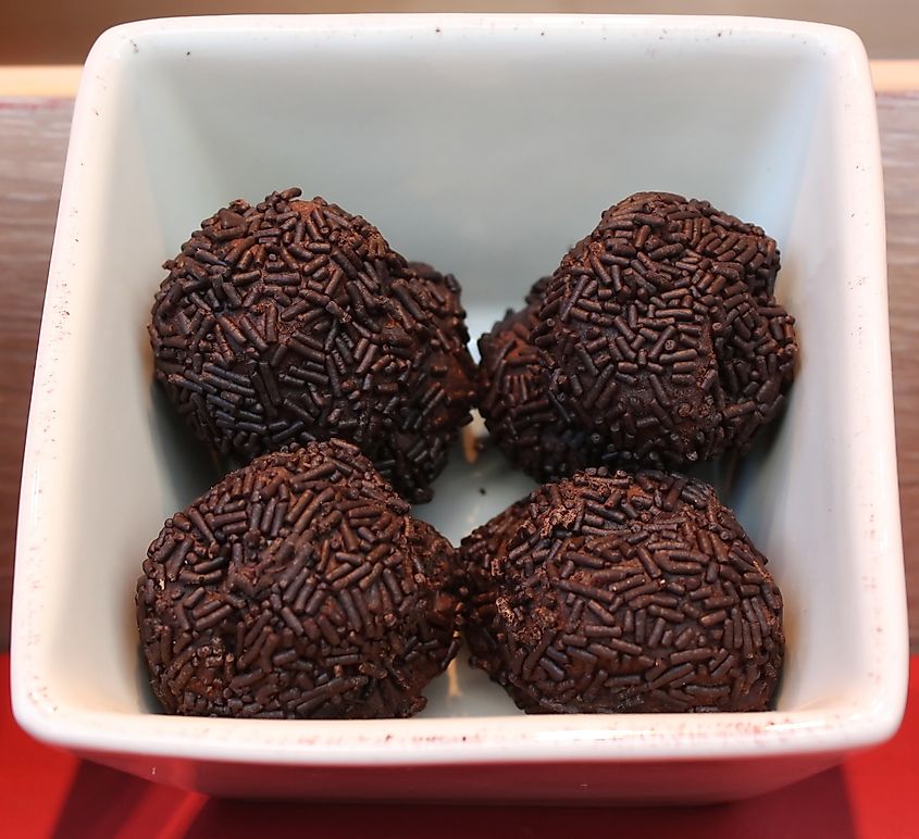 Delacre truffles in the window of their store on Place de la Vieille Halle aux Blés, Brussels. Image Credit M0tty via Wikimedia.