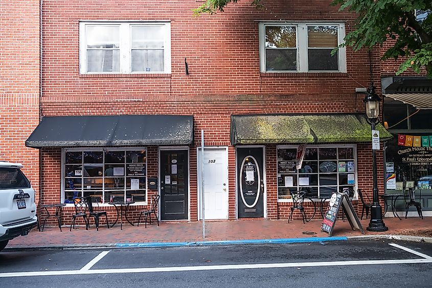 Quaint cafes and restaurants in Berlin, Maryland.