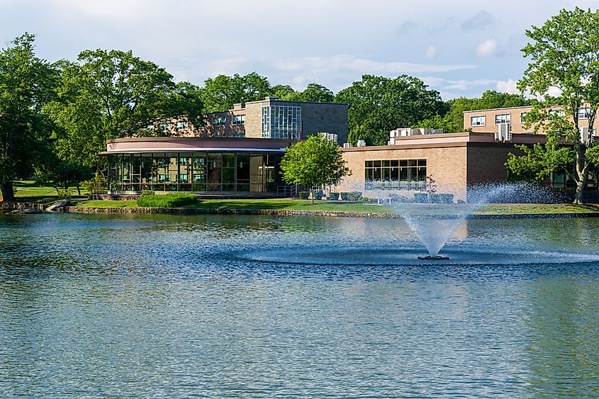  Peacock Pond is a central campus feature of Wheaton College in Norton, Massachussett. Editorial credit: Liz Albro Photography / Shutterstock.com