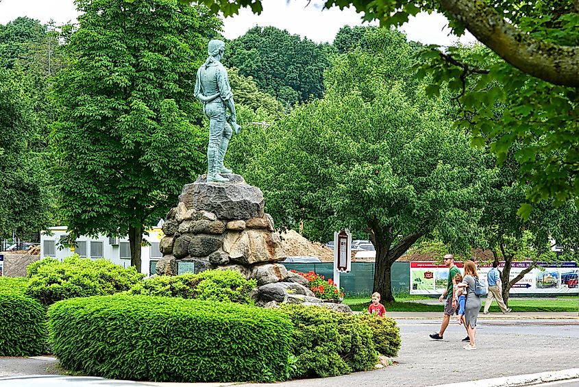 The "Minute Man" statue honors the American Patriots who died at the Battle of Lexington fighting British Army Regulars on April 19, 1775.