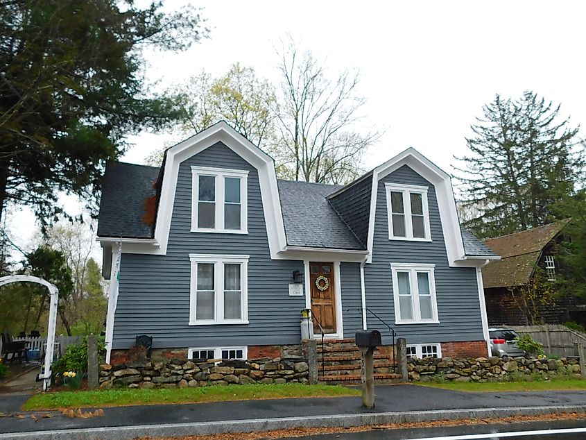 Benjamin Taylor House in Hopkinton, Rhode Island, constructed in 1789.