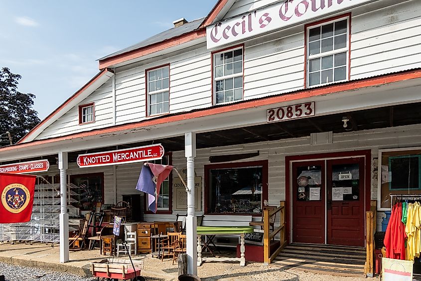  The entrance to an antique and souvenir shop in Leonardtown. Editorial credit: Alexanderstock23 / Shutterstock.com