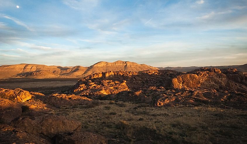 The sun setting across the mountains at Hueco Tanks in El Paso, Texas.