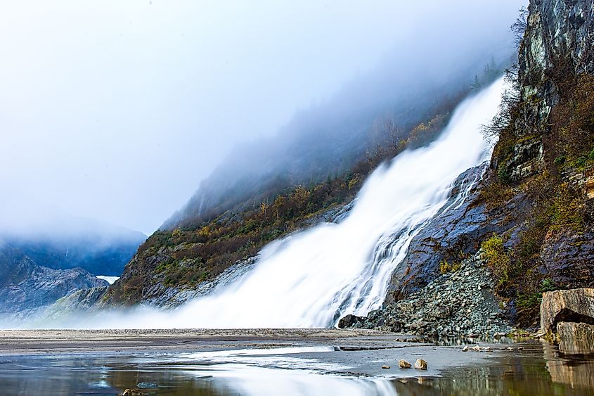 Nugget Falls near Mendenhall Glacier. Image credit Wenjie Zheng via Shutterstock.