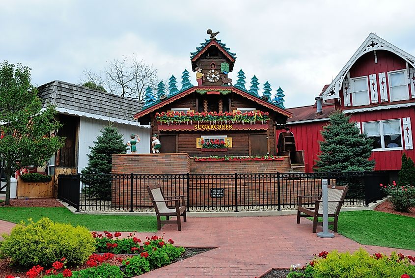 Sugarcreek, Ohio: Giant Cuckoo Clock in the village of Tuscarawas County.