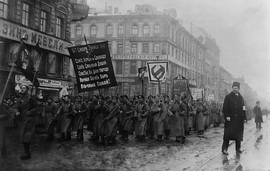 Funeral of 182 persons killed by Tsarist police on Feb. 26, 1917. Image by Everett Collection via Shutterstock.com