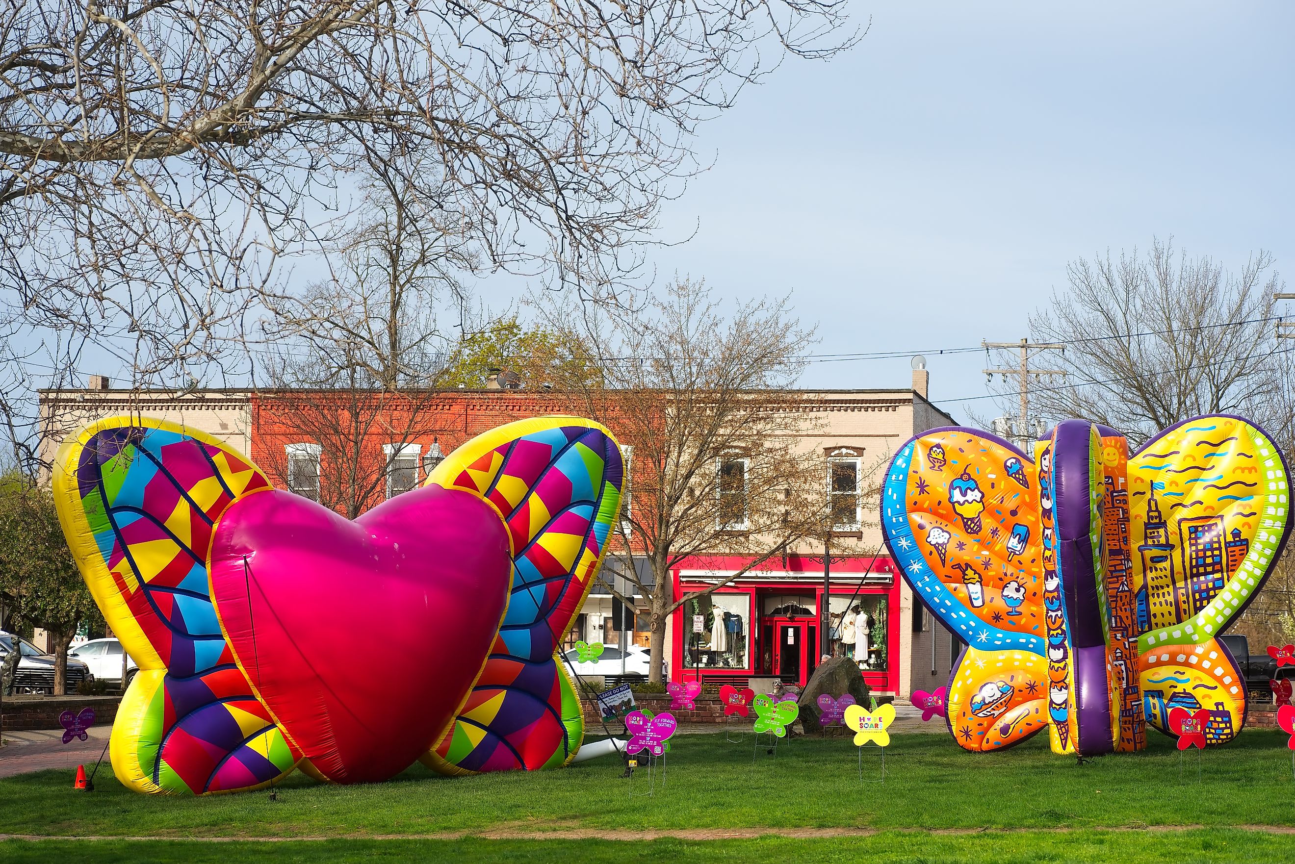 An installation of inflatable butterflies in Chagrin Falls, Ohio, placed by Hope Soars, a student-run marketing and charitable campaign. Editorial credit: Kenneth Sponsler / Shutterstock.com