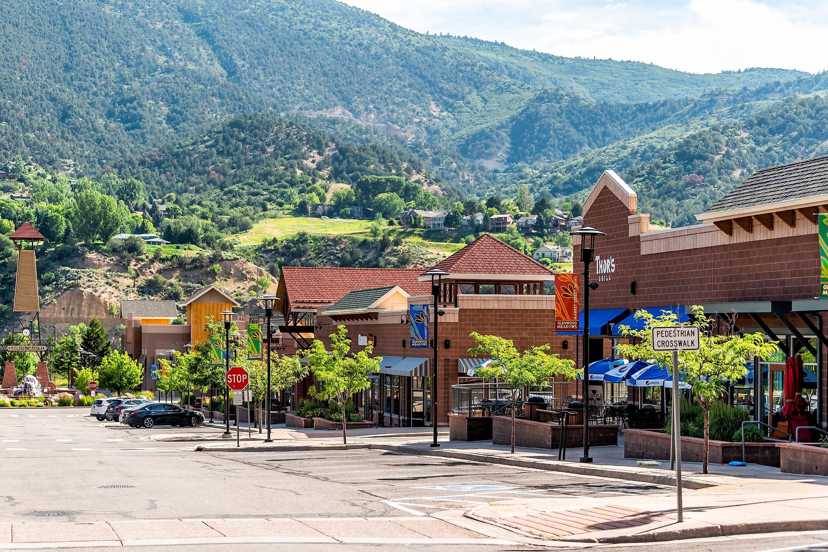 Glenwood Springs: Shopping meadows mall park stores in Colorado