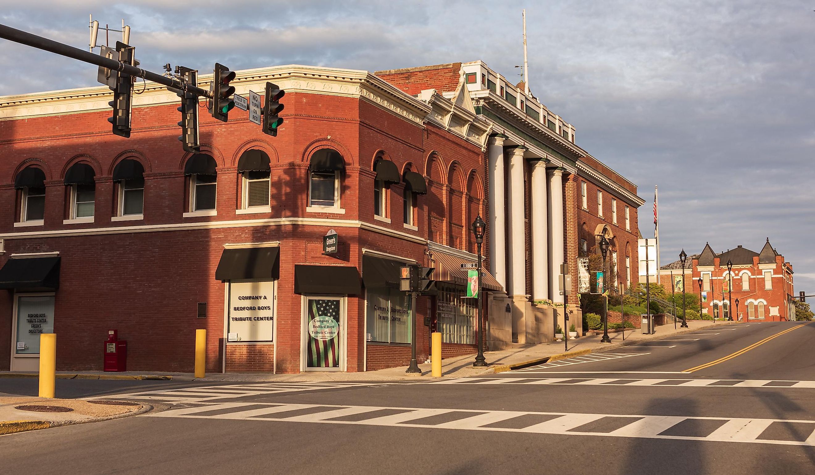 Street and store front images of downtown Bedford, Virginia. Editorial credit: Buddy Phillips / Shutterstock.com