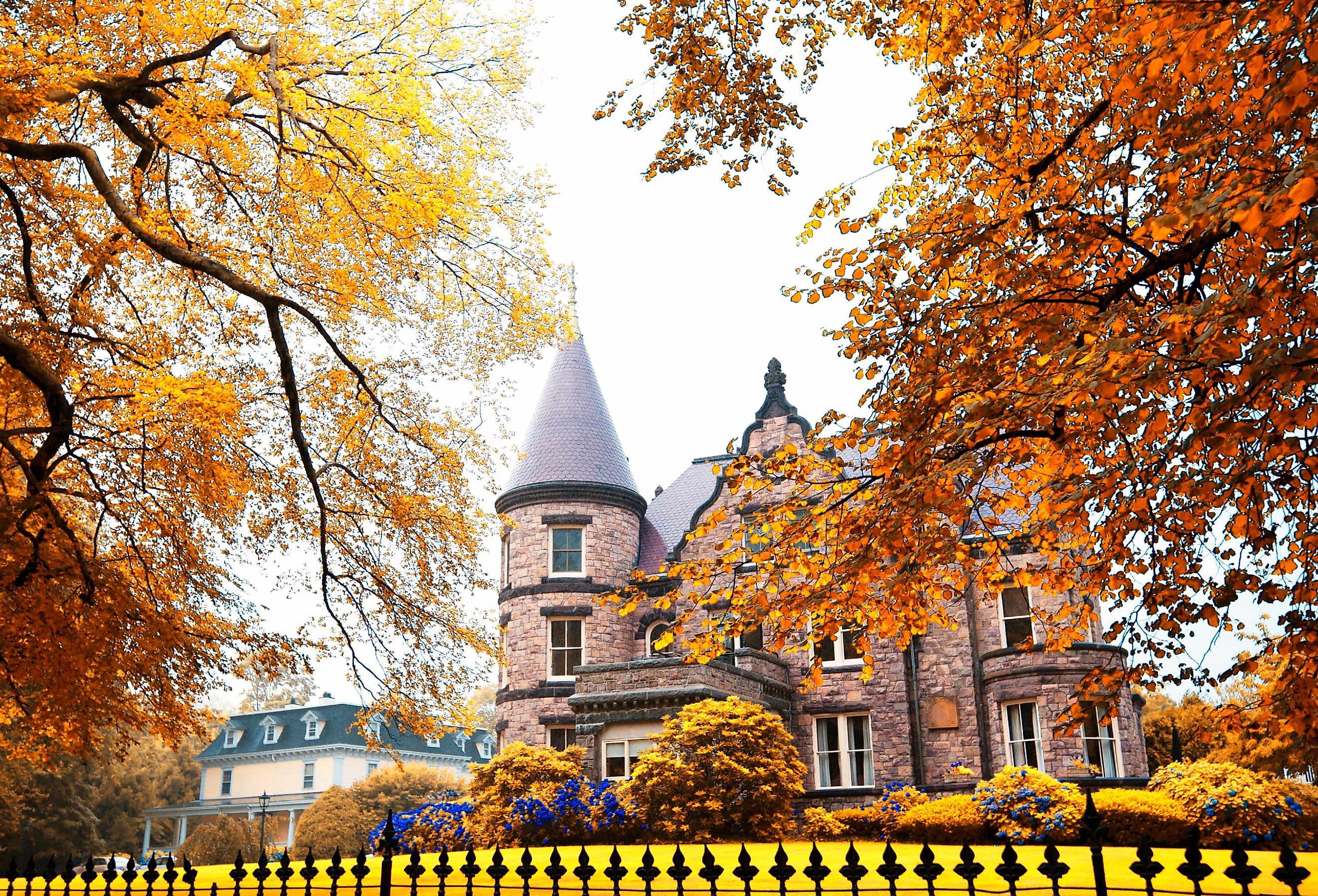 Mansion in Newport, Rhode Island in autumn.