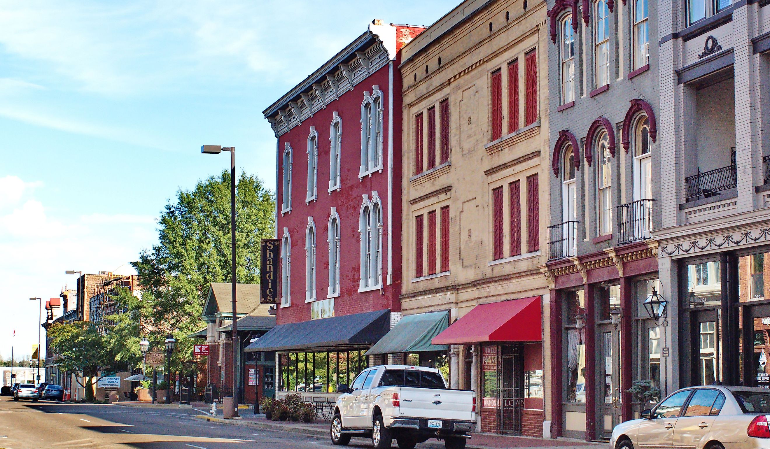 PADUCAH, KENTUCKY, USA. Editorial credit: Angela N Perryman / Shutterstock.com