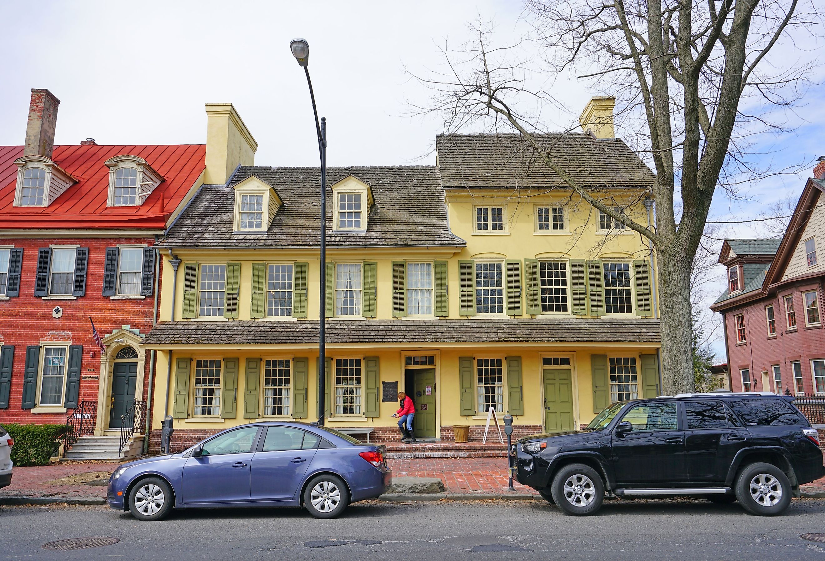  The Indian King Tavern in Haddonfield, now a museum, was the site of the 1777 meeting of the New Jersey State Assembly. Image credit  EQRoy via Shutterstock.