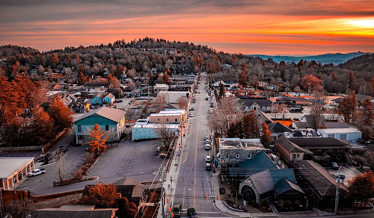 Overlooking downtown Blowing Rock, North Carolina. Image credit Jeffery Scott Yount via Shutterstock