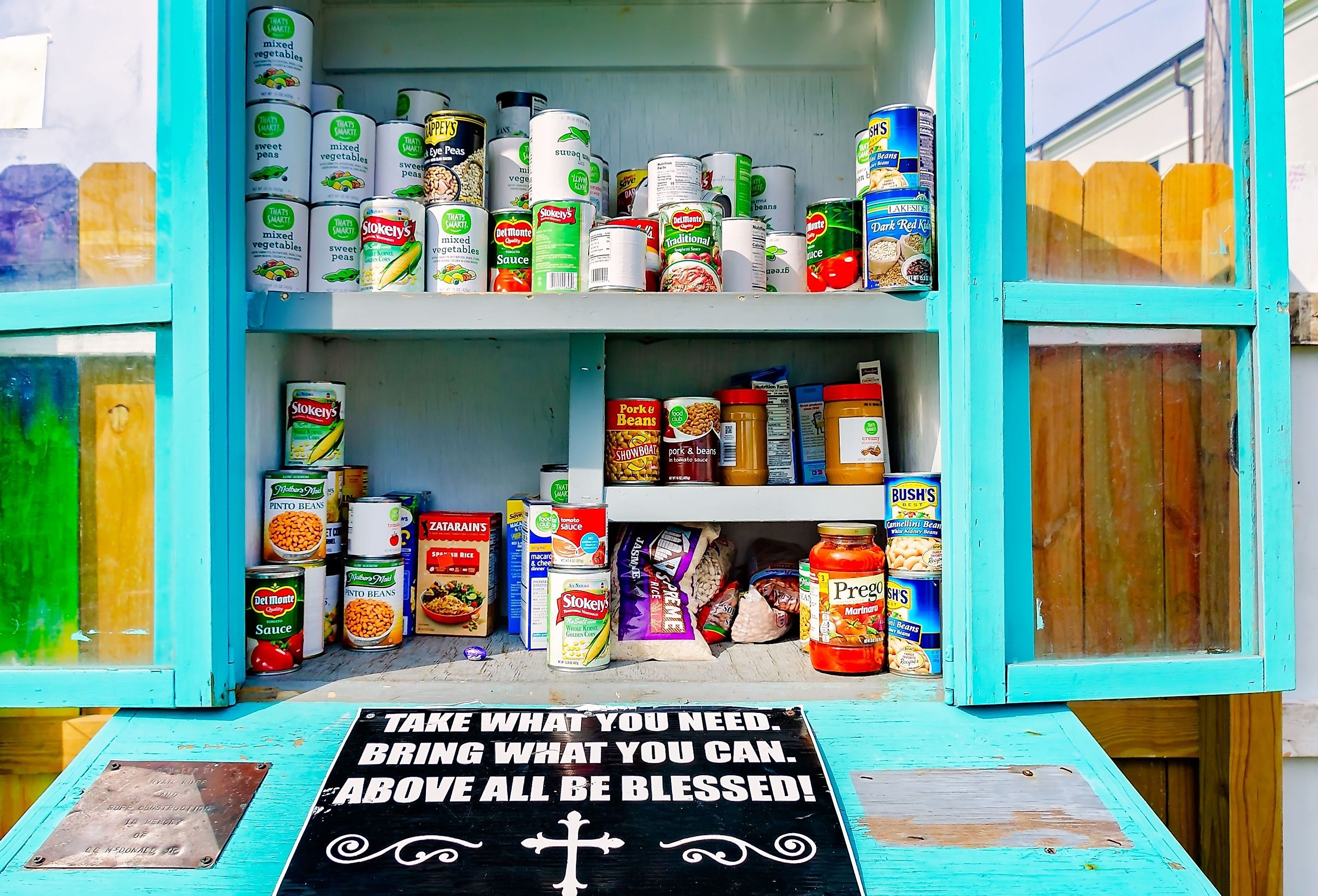 The food pantry at Ruth’s Roots is pictured in the downtown historic district in Bay Saint Louis, Mississippi. Image credit Carmen K. Sisson via Shutterstock.