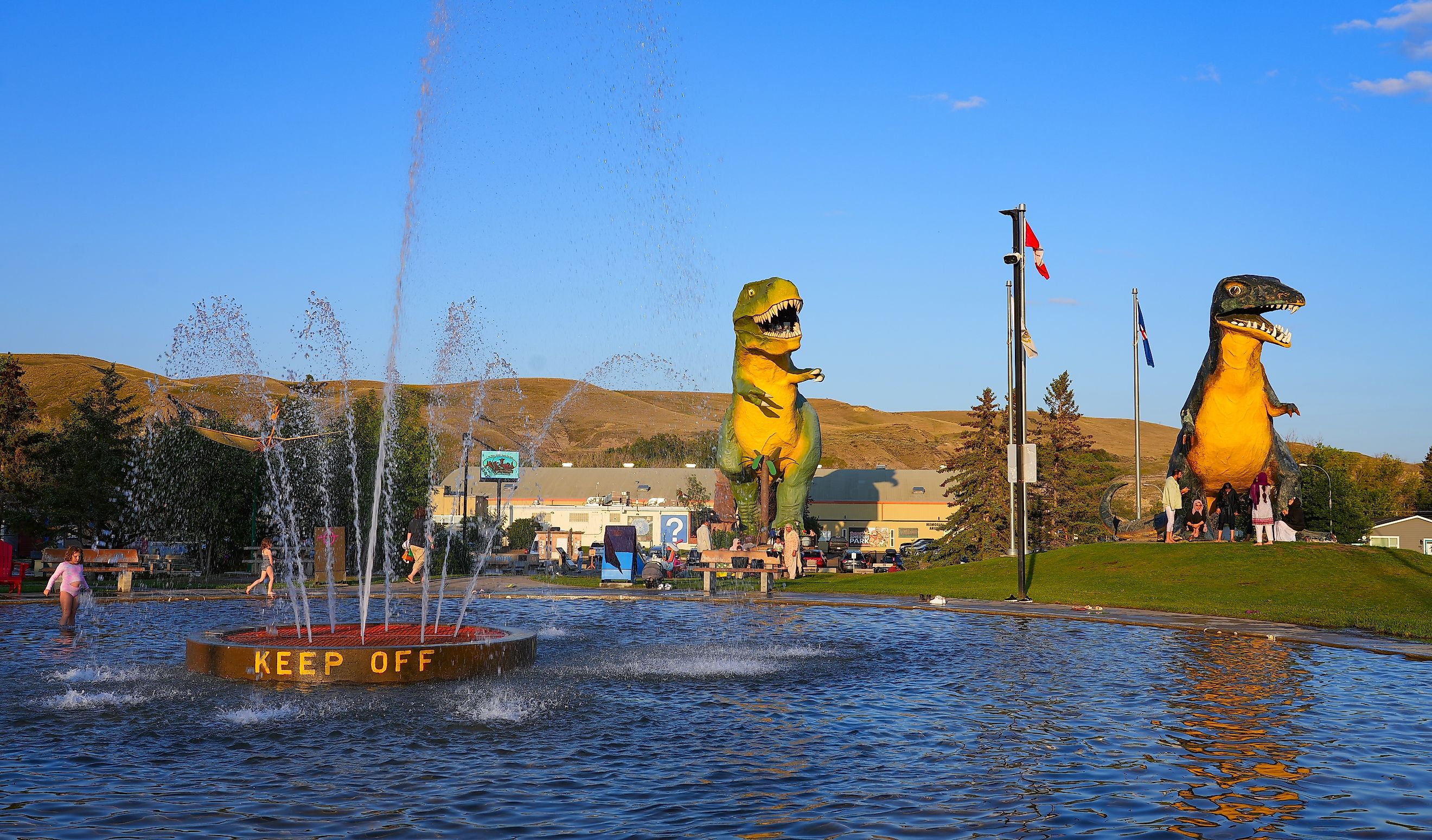 Dinosaur statues in the town of Drumheller in Alberta. Editorial credit: Alexandre.ROSA / Shutterstock.com