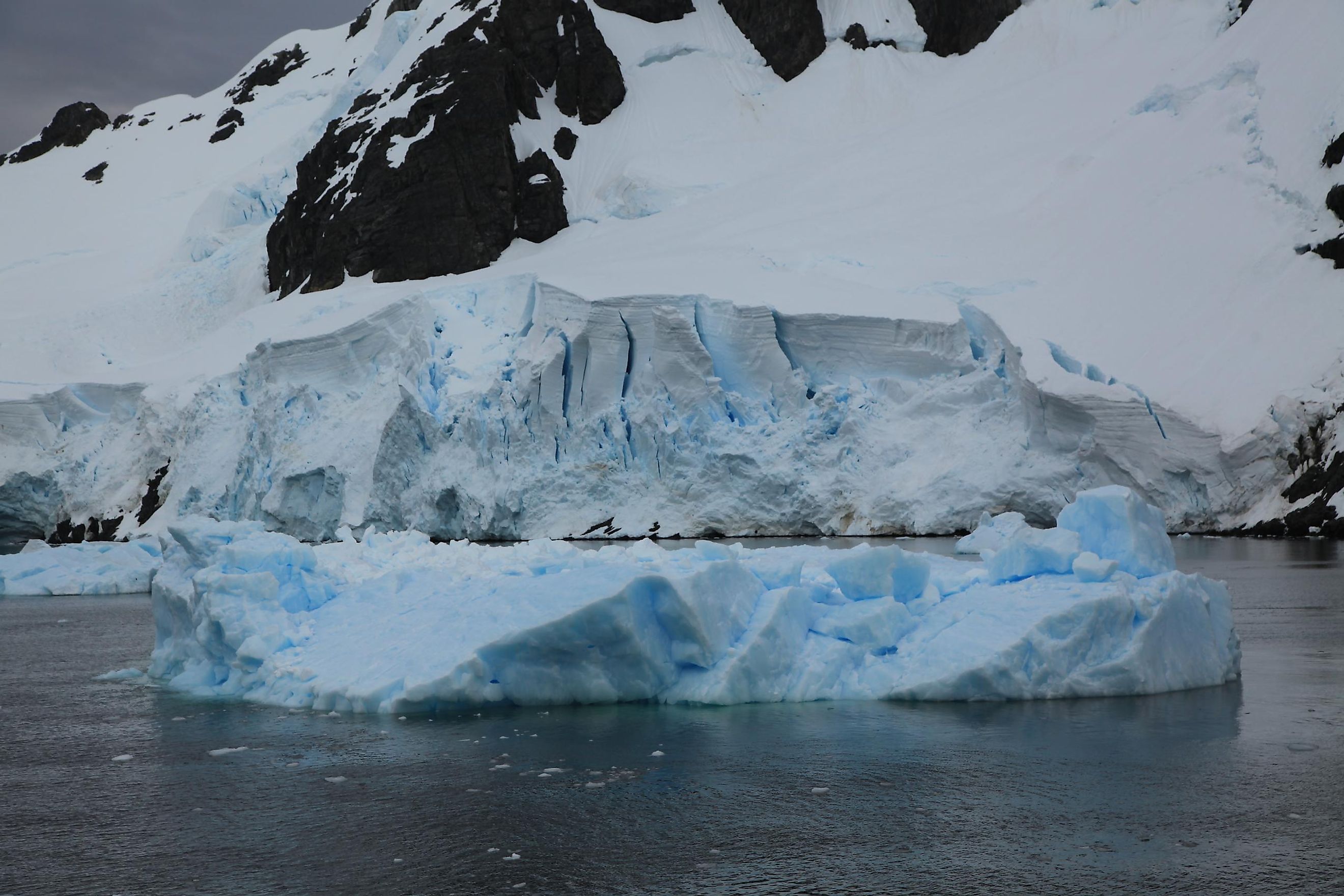 How Do Icebergs Form? - WorldAtlas