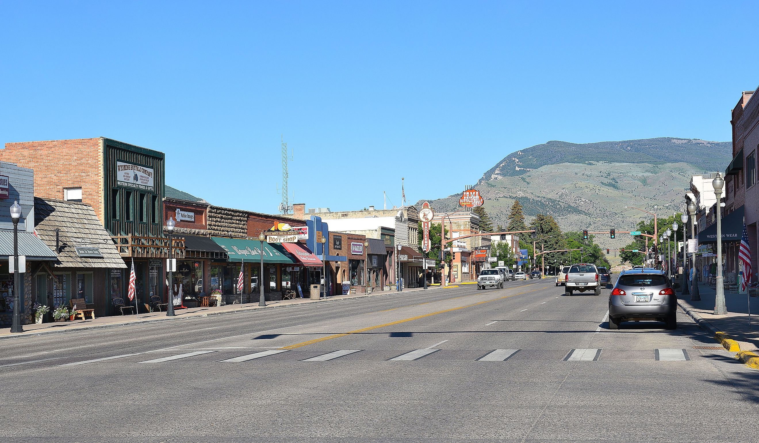 Sheridan Avenue in Cody, Wyoming. Editorial credit: Steve Cukrov / Shutterstock.com