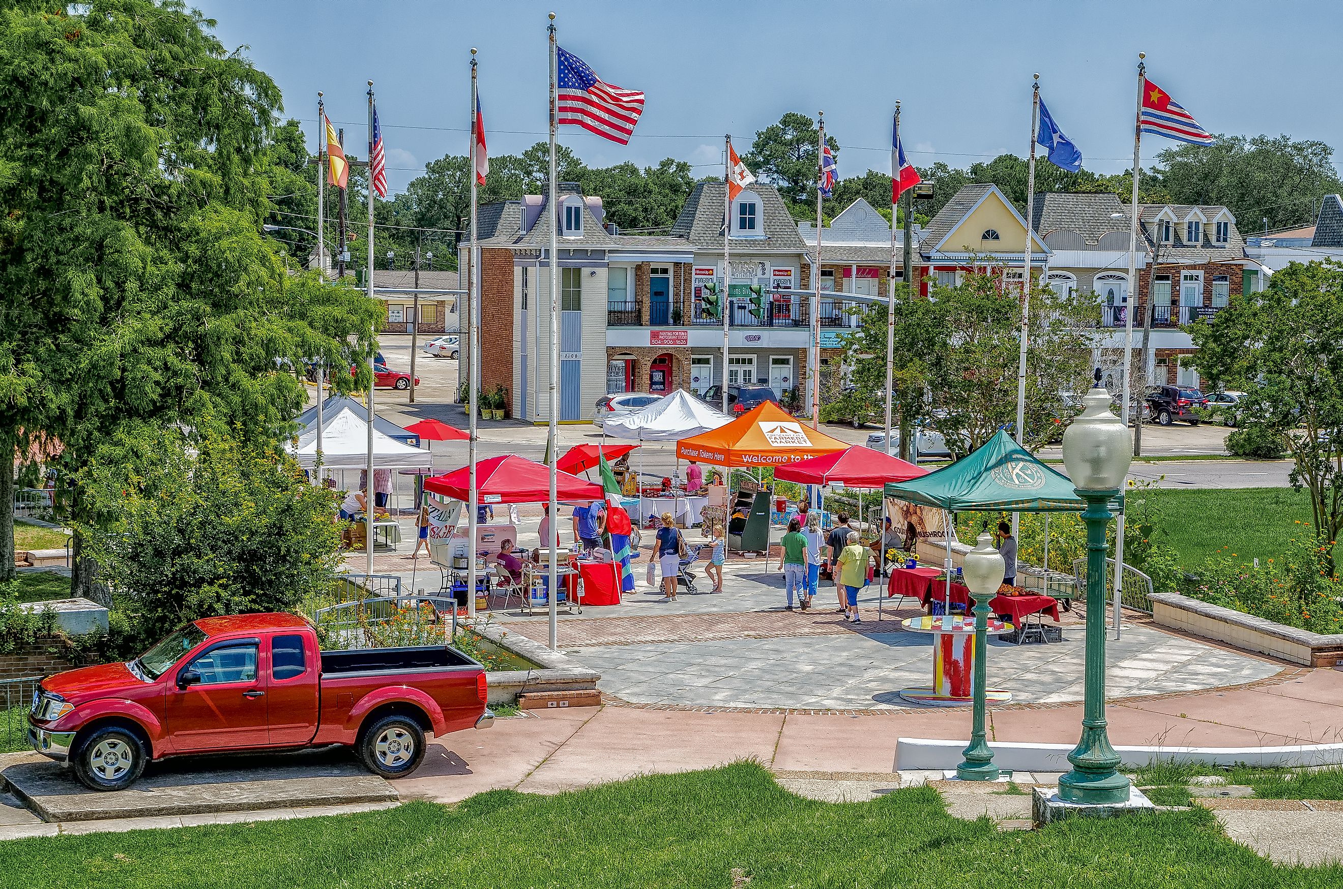 The weekly farmers market in Kenner Louisiana. Editorial credit: Kathleen K. Parker / Shutterstock.com