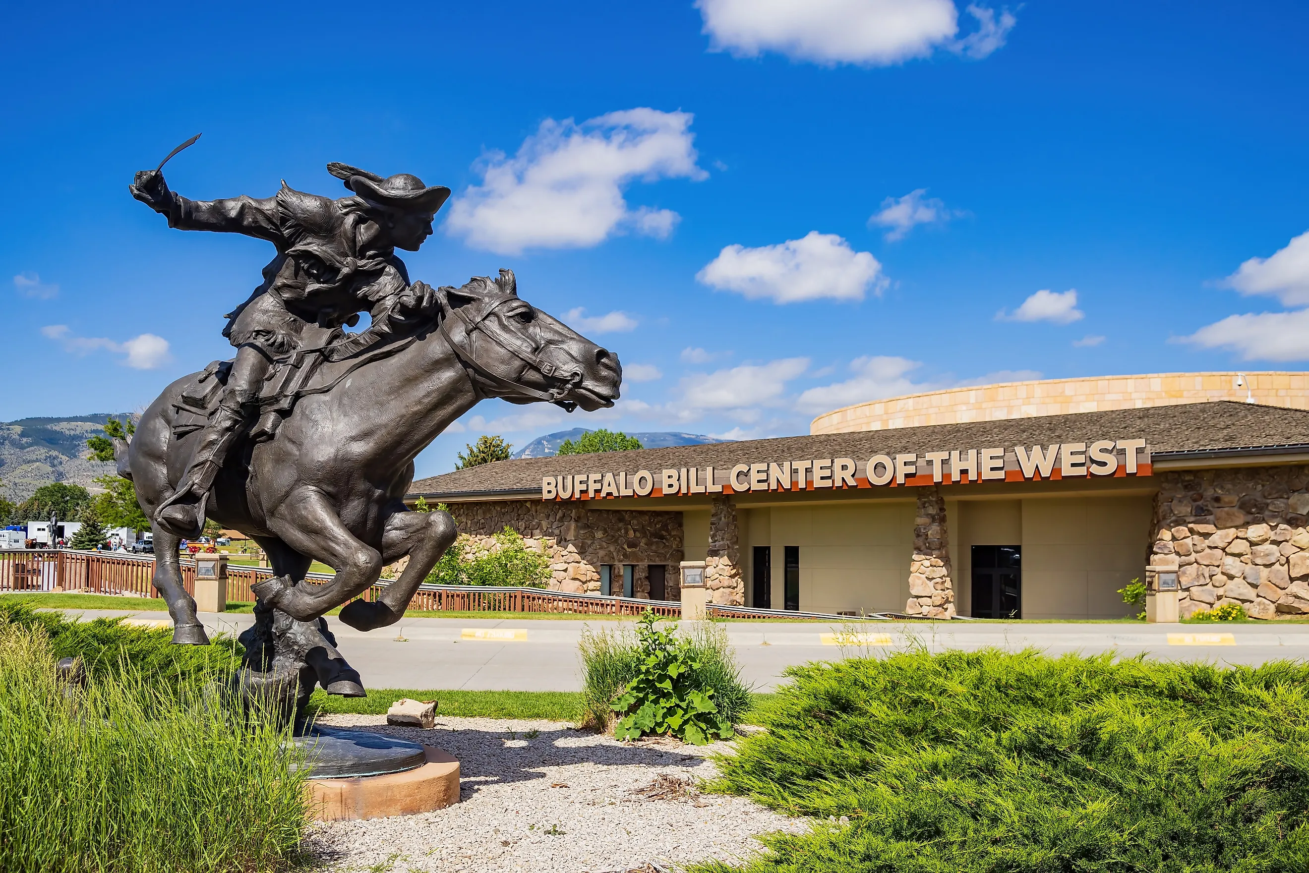 Sunny view of the Buffalo Bill Center of the West in Cody, Wyoming. Image credit: Kit Leong / Shutterstock.com.