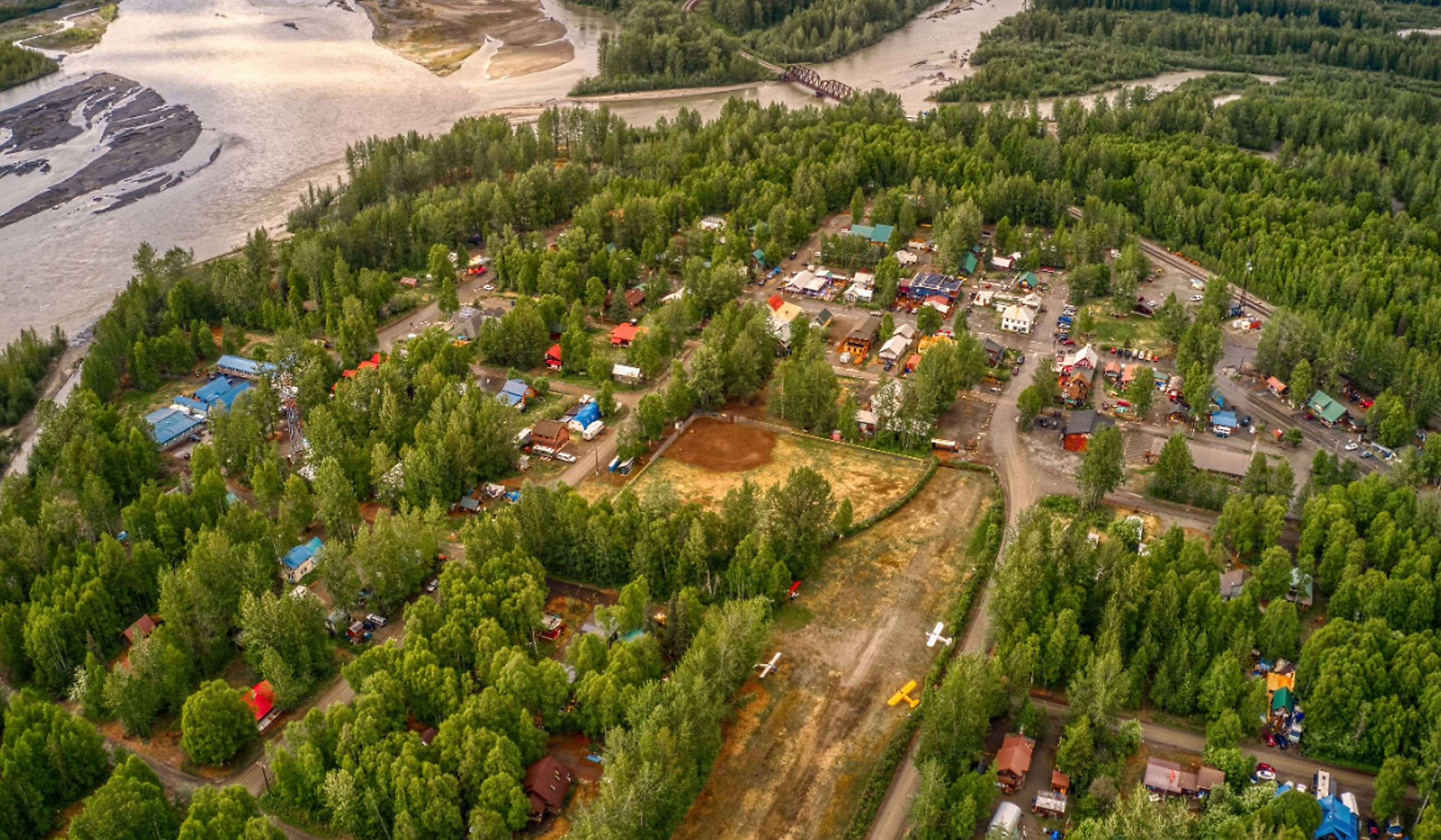 Overlooking the remote Village of Talkeetna. Image credit Jacob Boomsma via Shutterstock