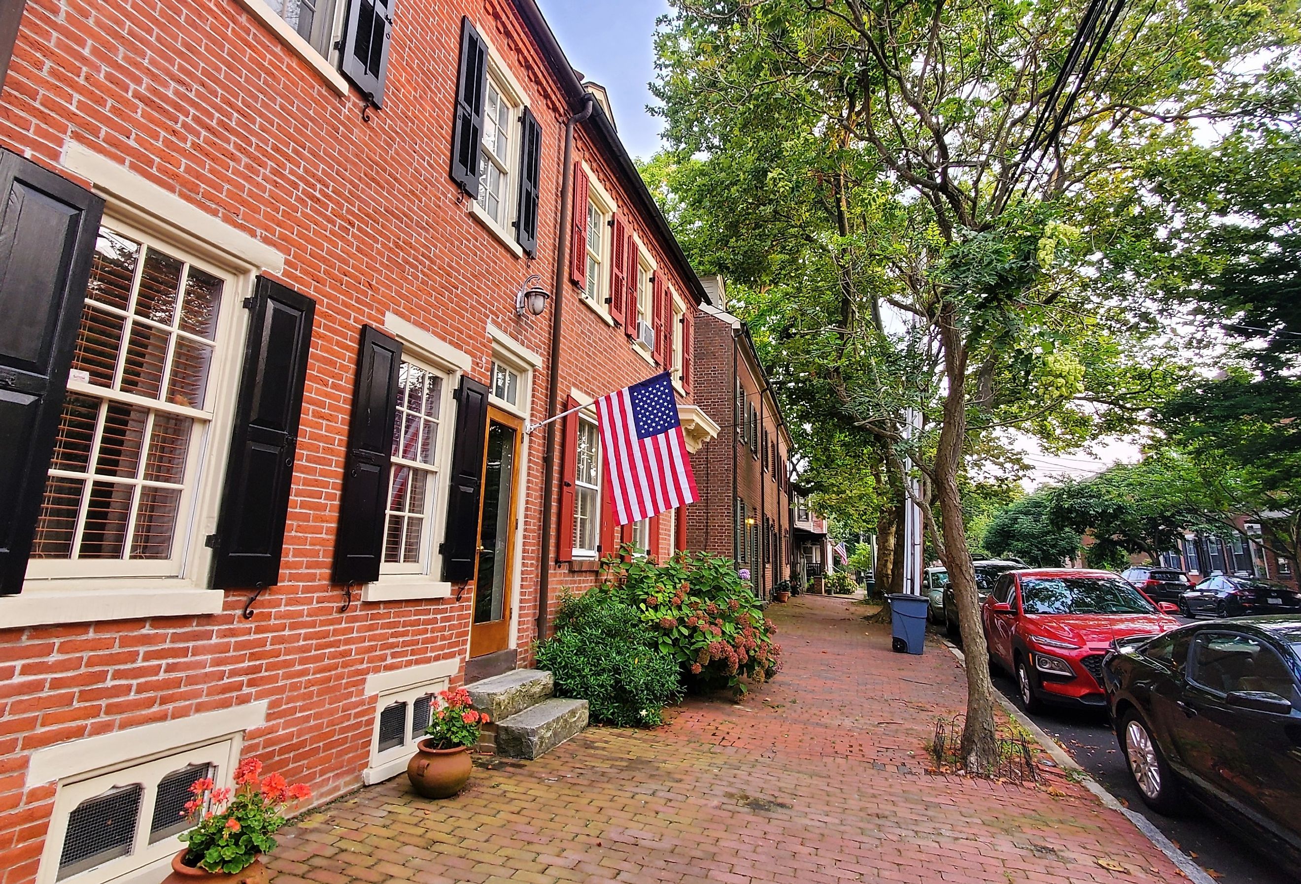 Historic homes in New Castle, Delaware. Image credit Khairil Azhar Junos via Shutterstock