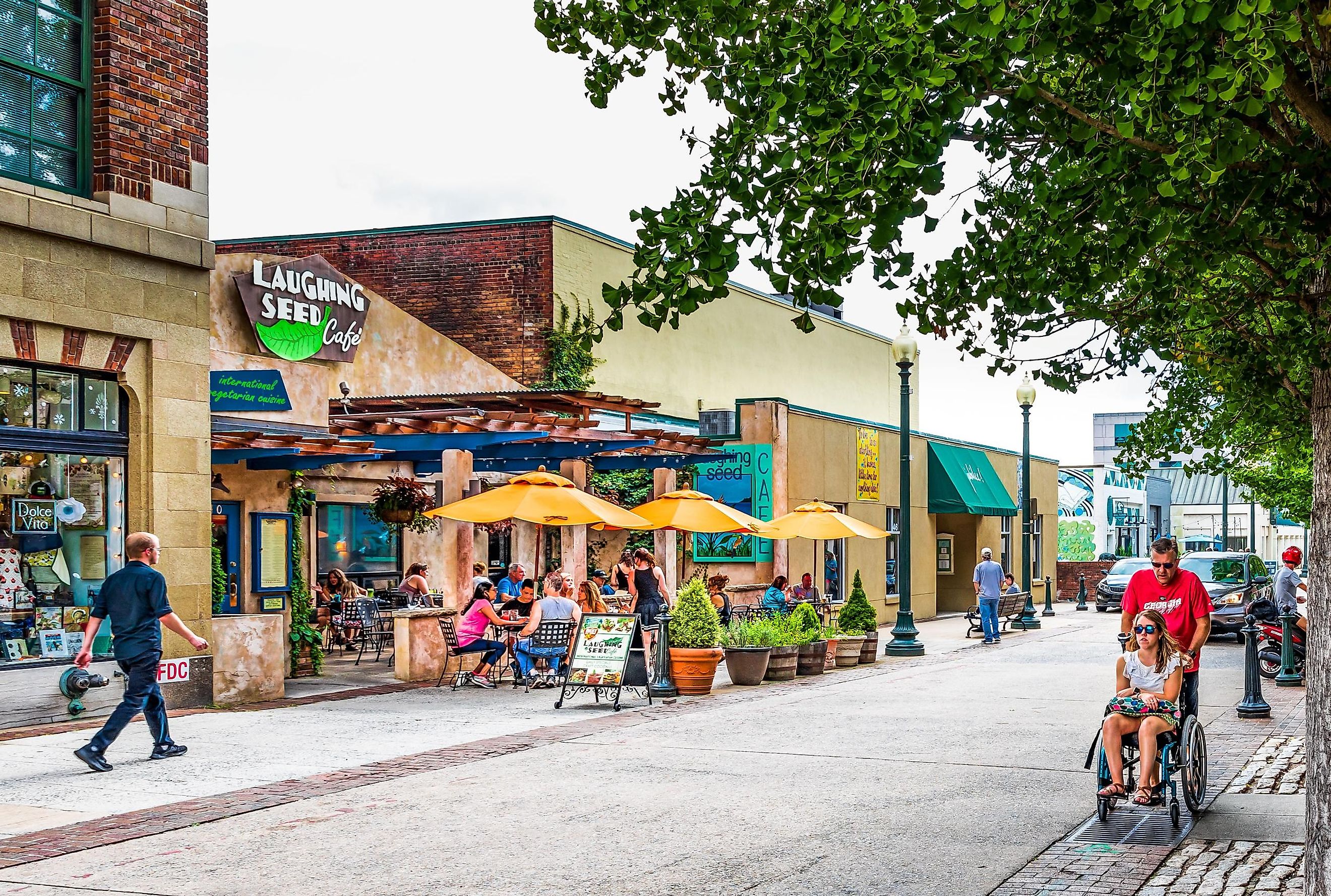 downtown asheville in north carolina