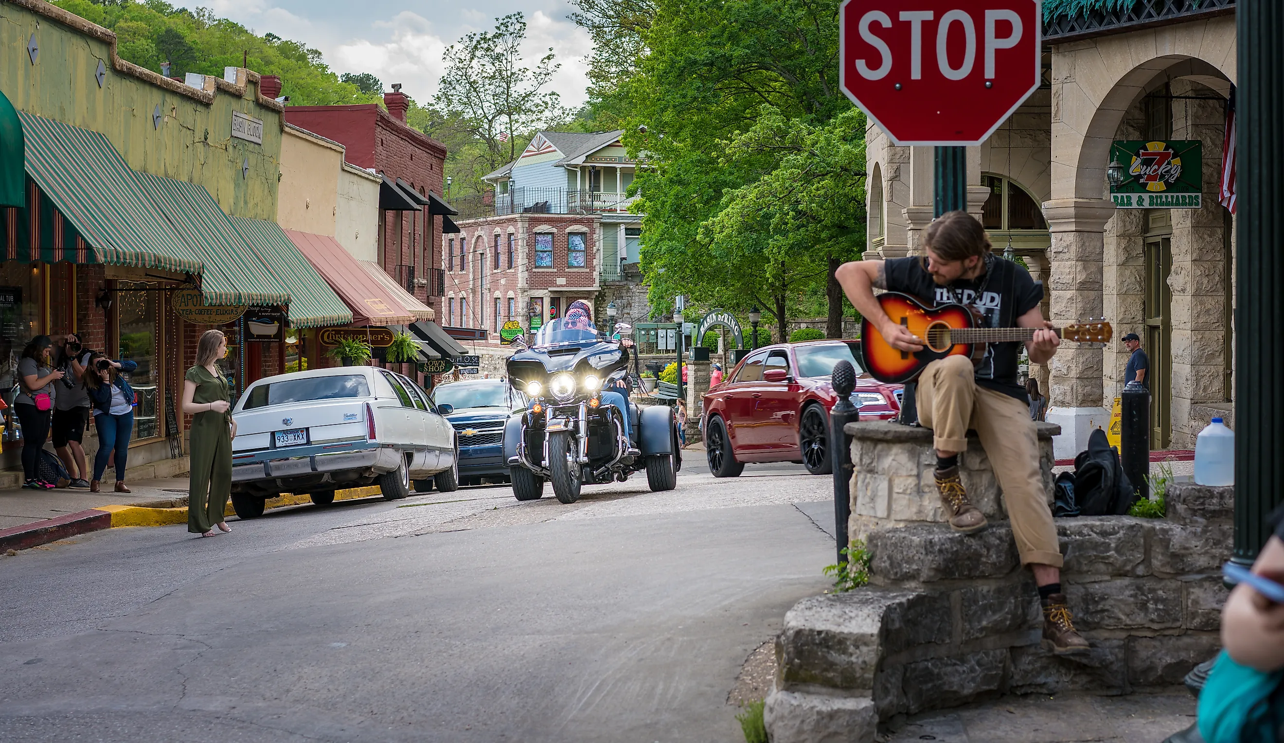 A charming street scene at Eureka Springs, Arkansas. Image credit: shuttersv / Shutterstock.com.