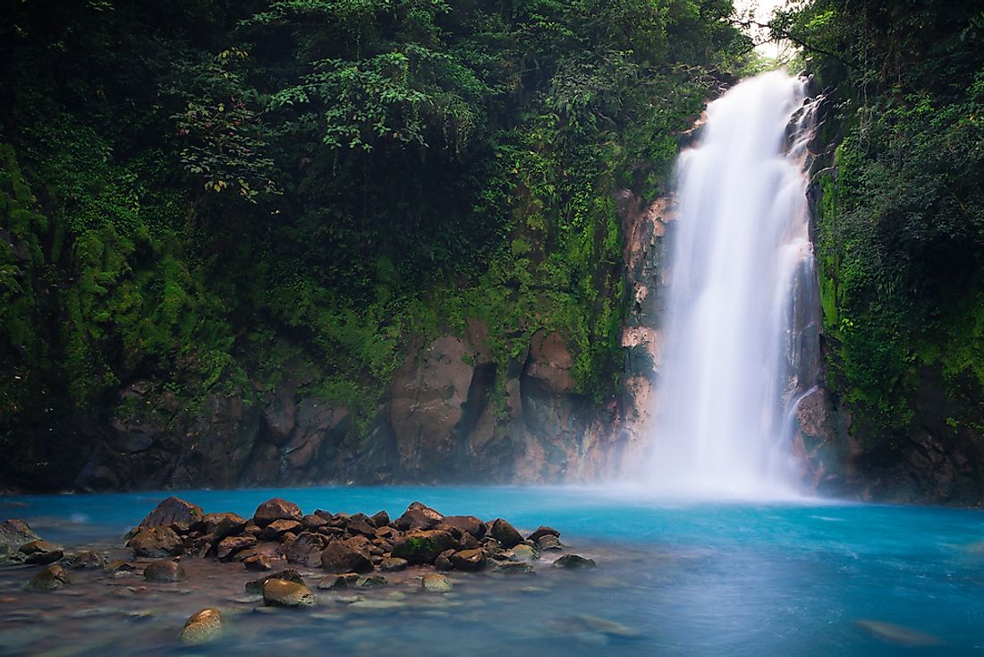 The Seven Natural Wonders Of Costa Rica WorldAtlas   Shutterstock 241230286 