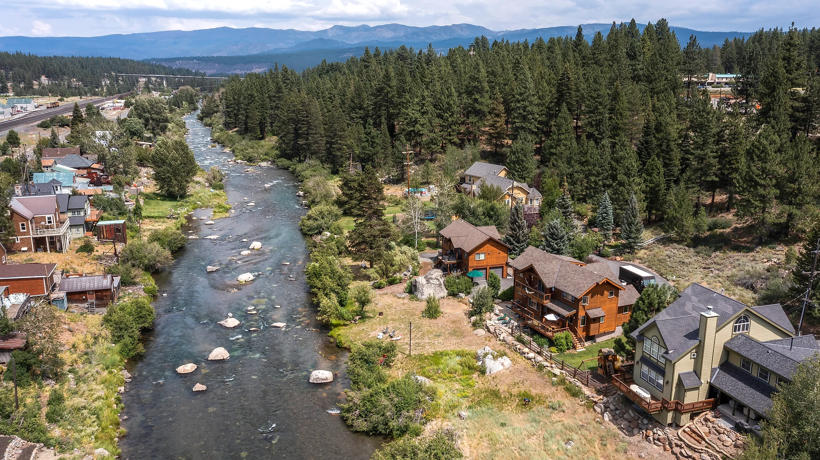 Afternoon neighborhood view of historic homes in Truckee, California.