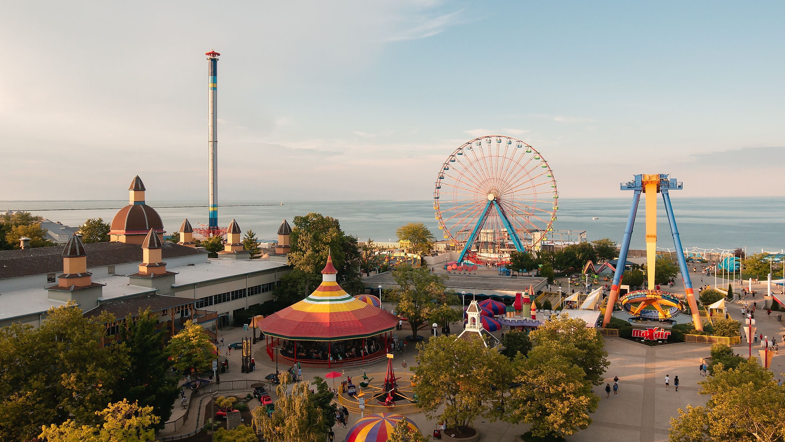 VIew of the Cedar Point amusement park in Sandusky, Ohio. Editorial credit: Amp.pan / Shutterstock.com