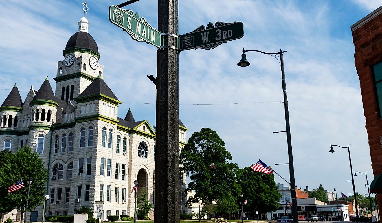 Jasper County Courthouse Carthage, Missouri. Image credit Nick Fox via Shutterstock