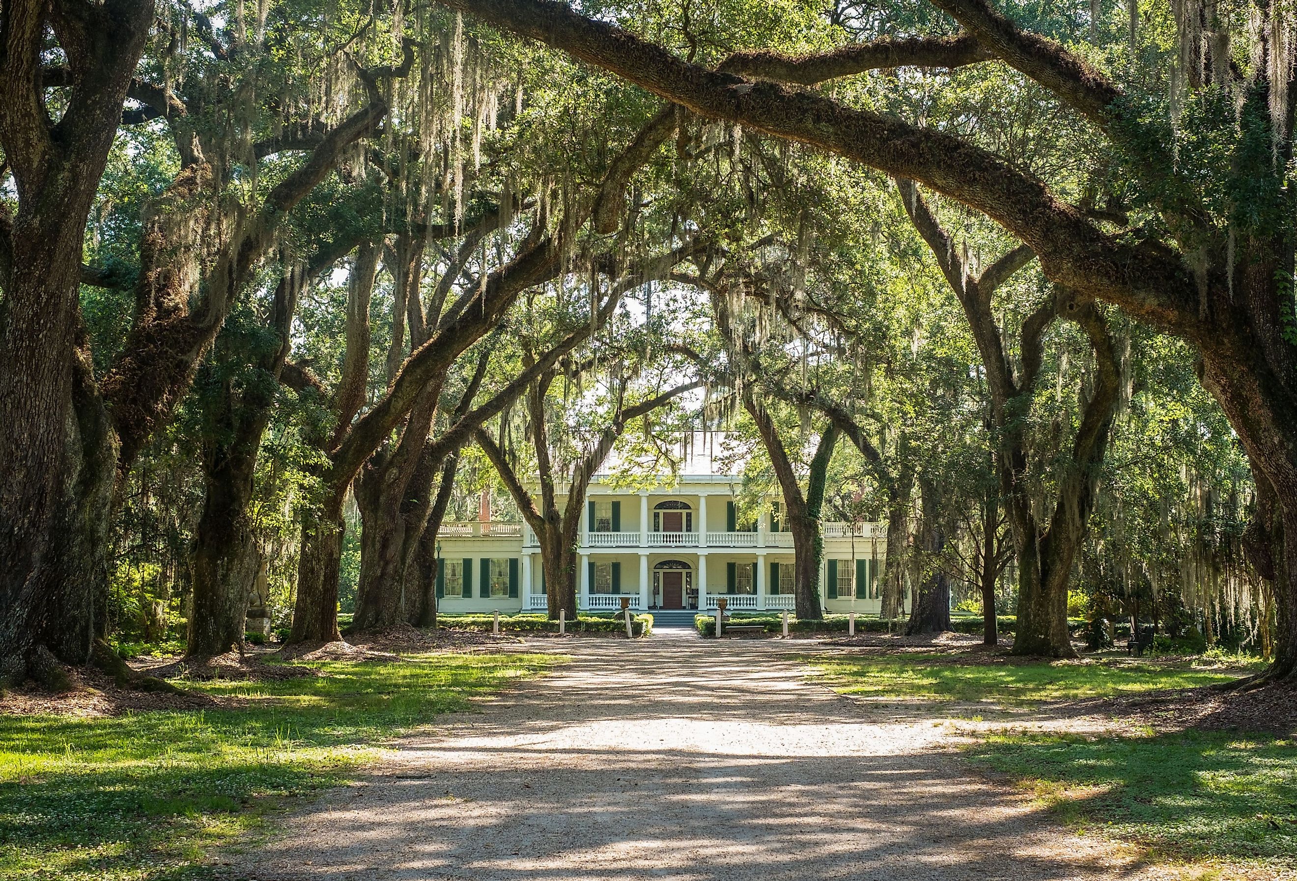 The mansion at the Rosedown Plantation State Park in Louisiana, on a sunny summer morning.