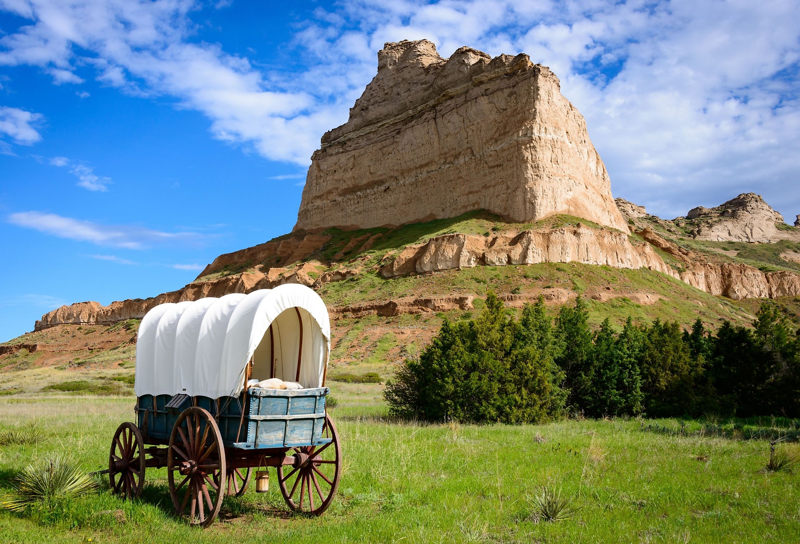 View of a buggy in front of Scotts Bluff National Monument in Nebraska.