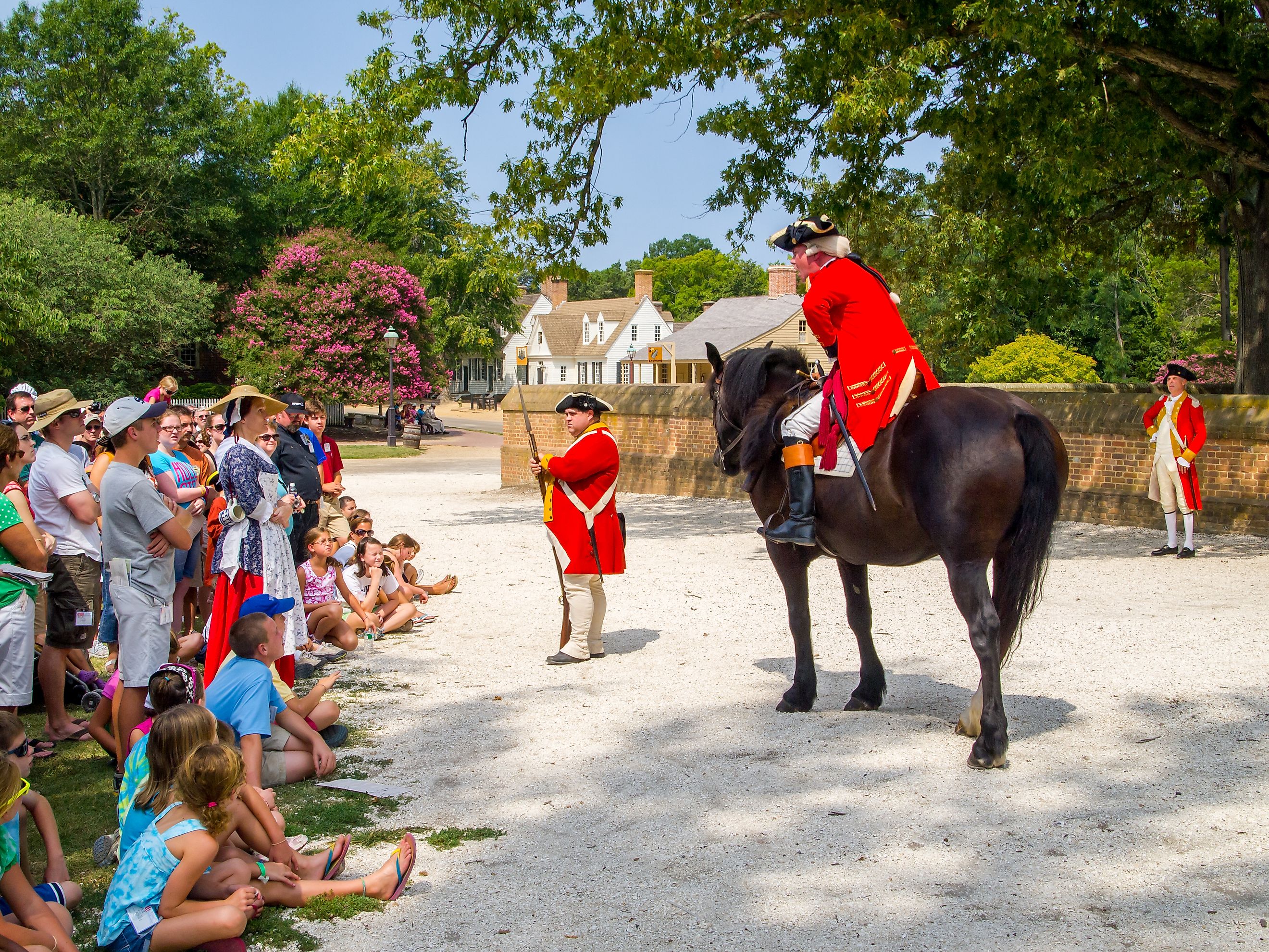 n actor playing Benedict Arnold, with crowd in attendance, at Williamsburg, Virginia. Editorial credit: Michael Gordon / Shutterstock.com.